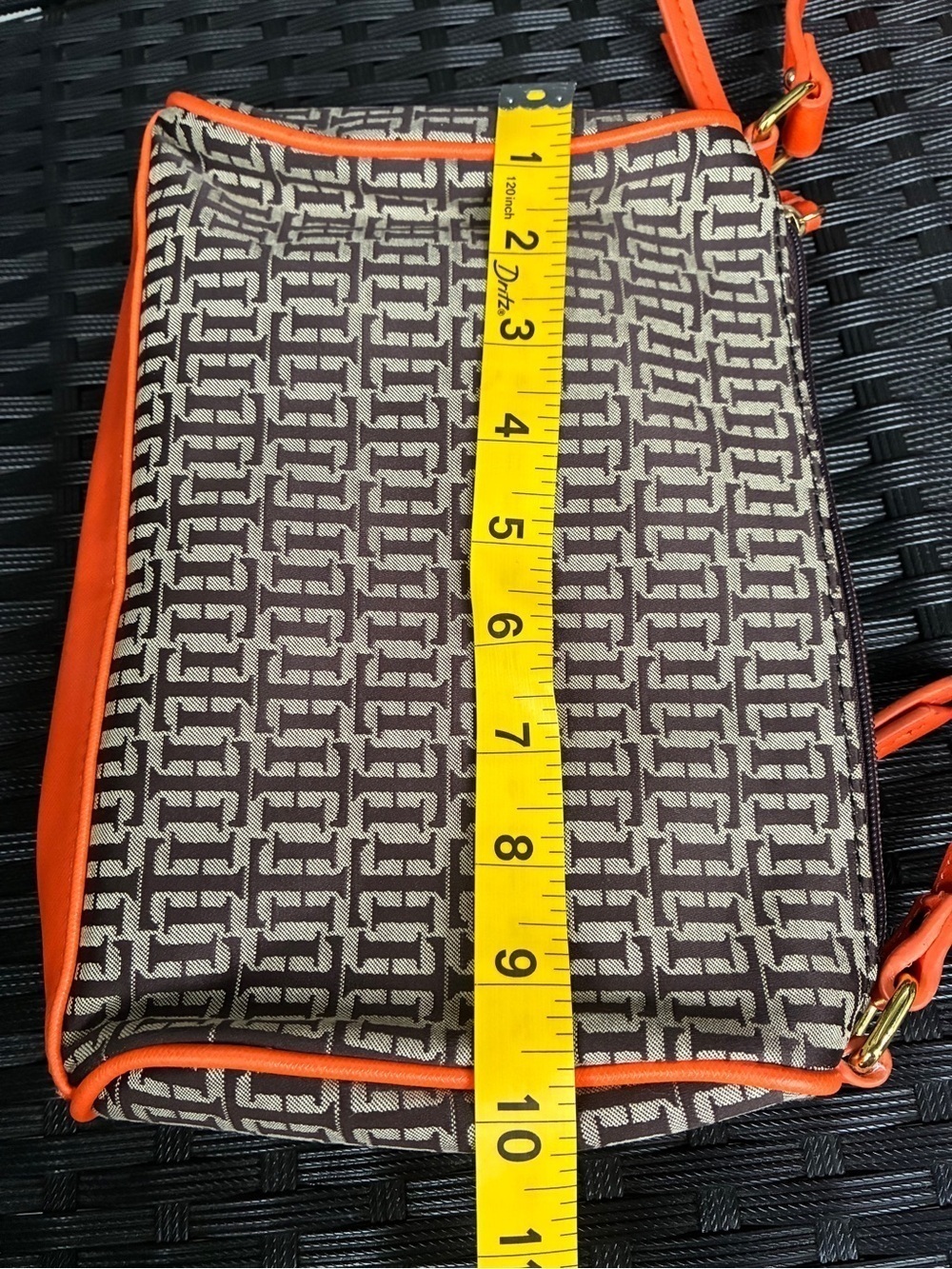 Tommy Hilfiger Brown Monogram Shoulder Bag with Orange Trim - Picture 4 of 11